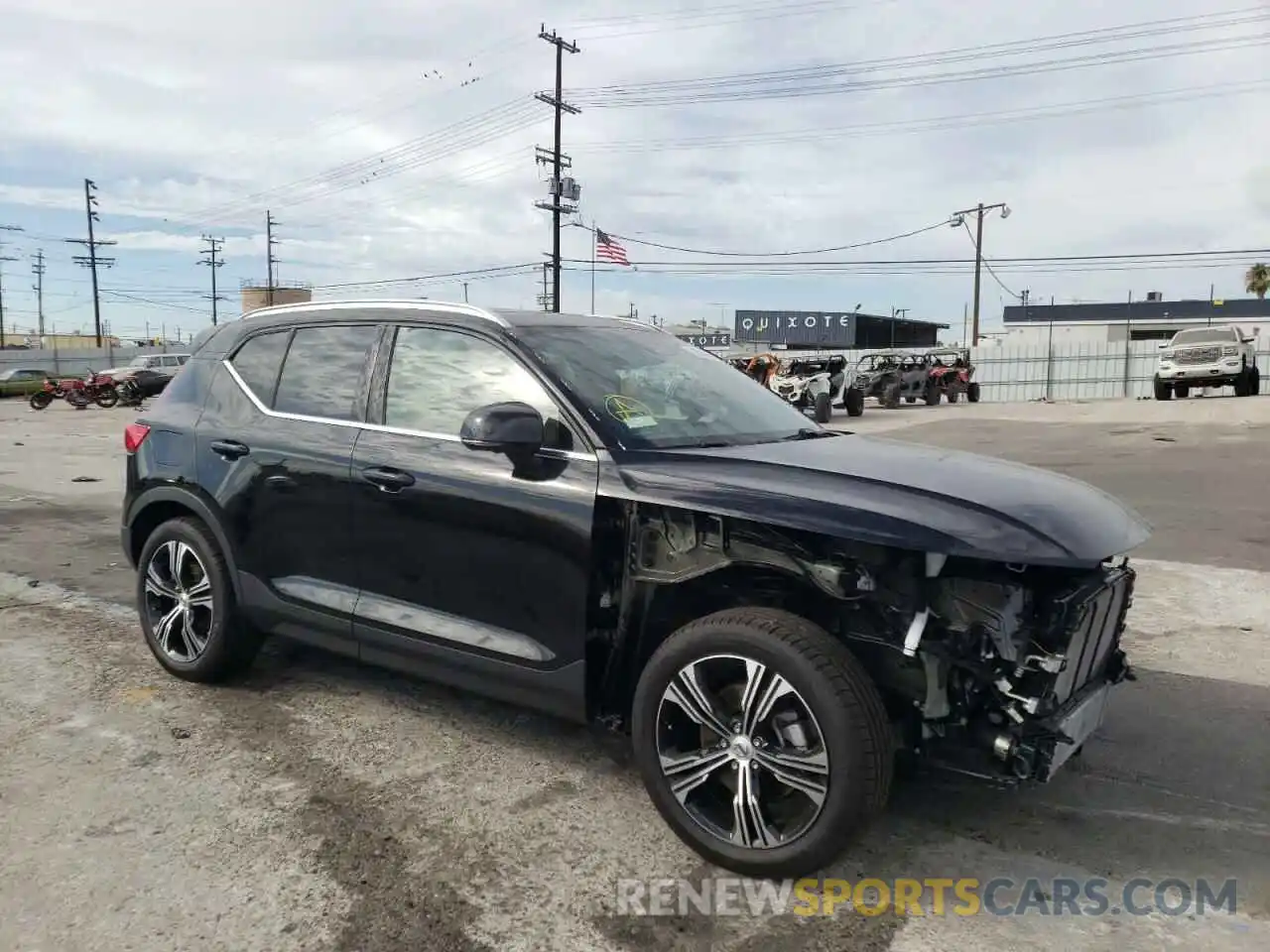 1 Photograph of a damaged car YV4162UL0M2579016 VOLVO XC40 2021