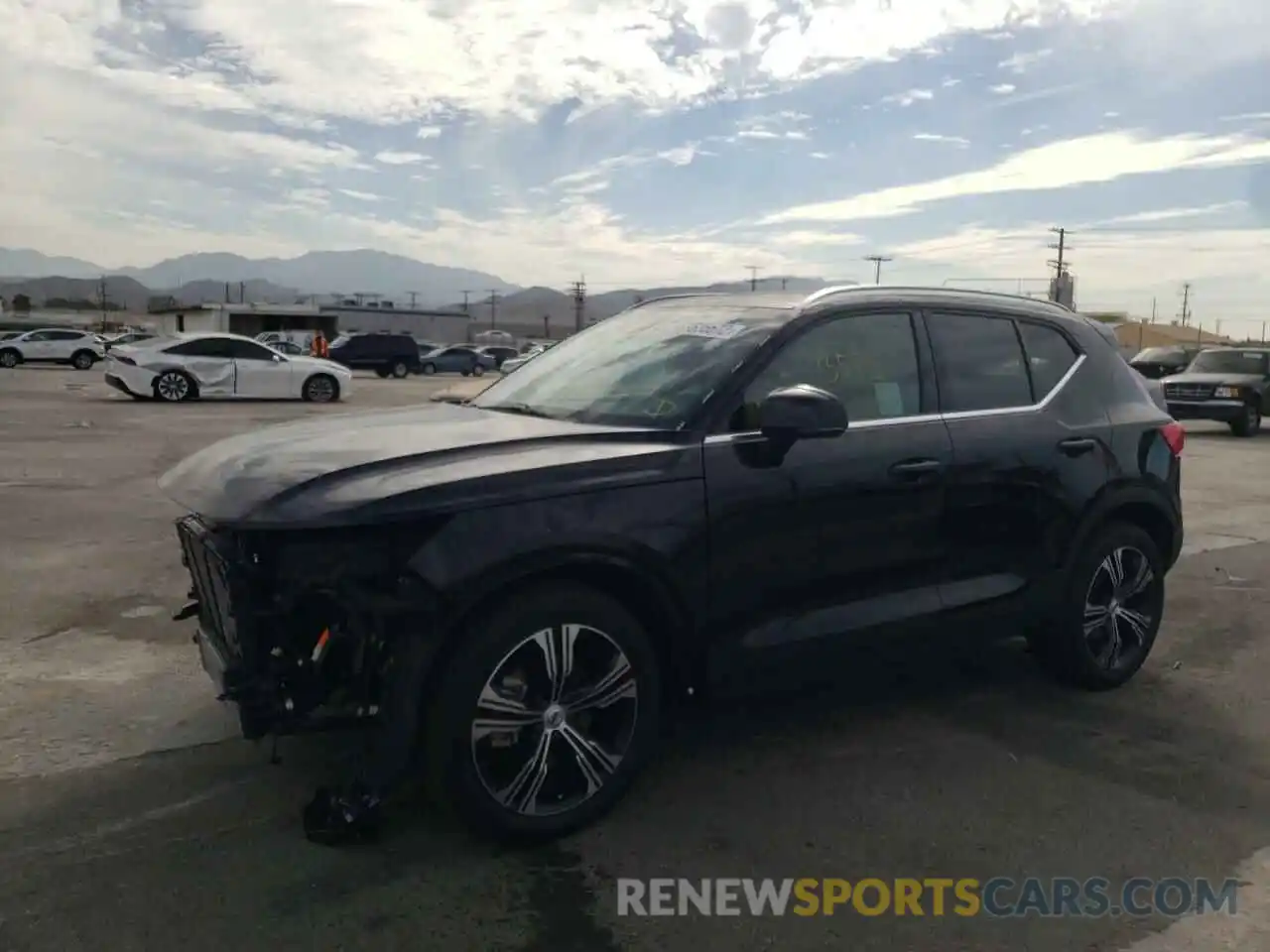 2 Photograph of a damaged car YV4162UL0M2579016 VOLVO XC40 2021