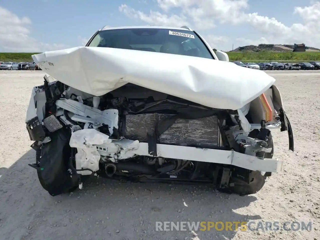 9 Photograph of a damaged car YV4162UL1M2567537 VOLVO XC40 2021