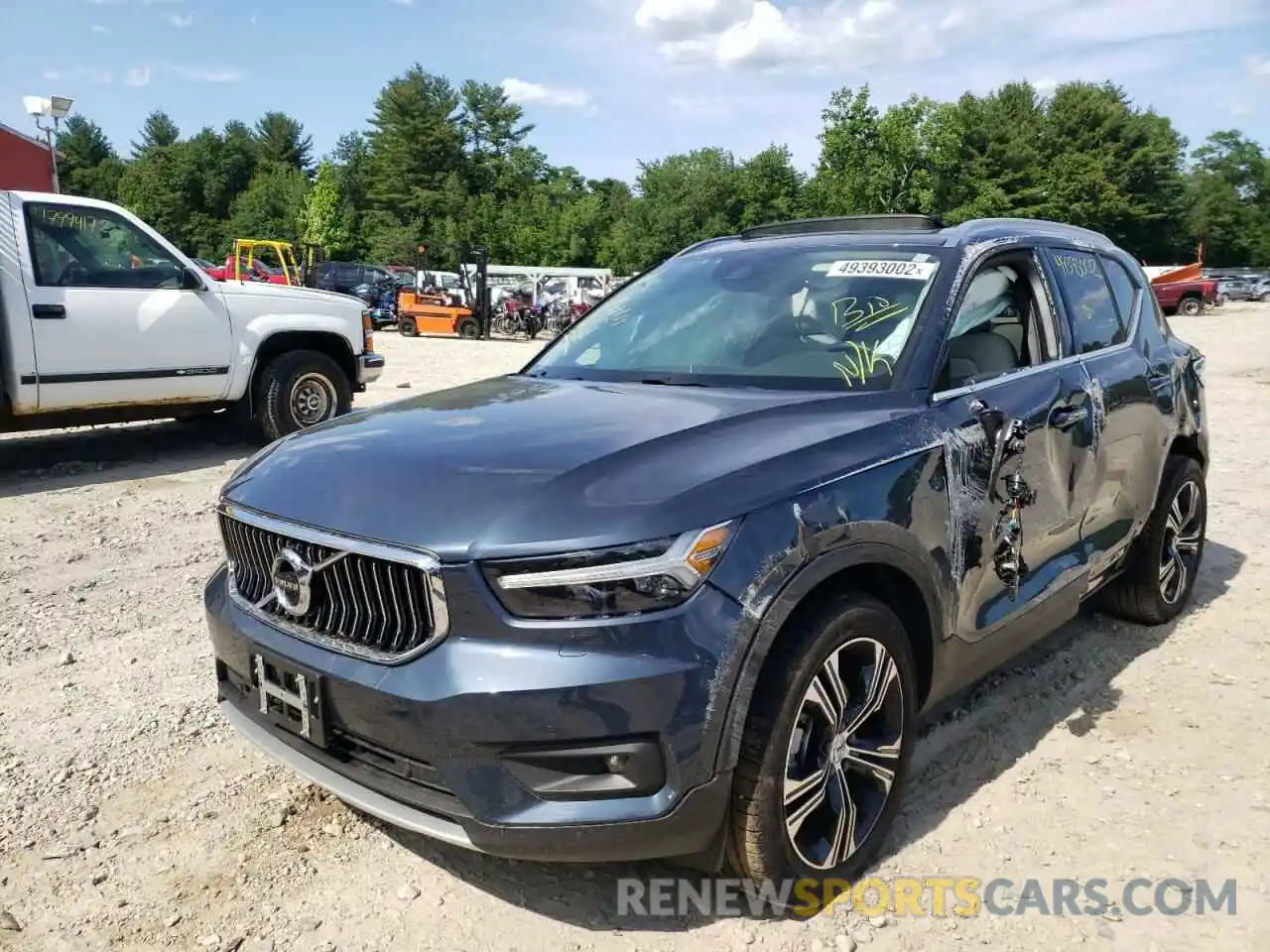 2 Photograph of a damaged car YV4162UL4M2447974 VOLVO XC40 2021