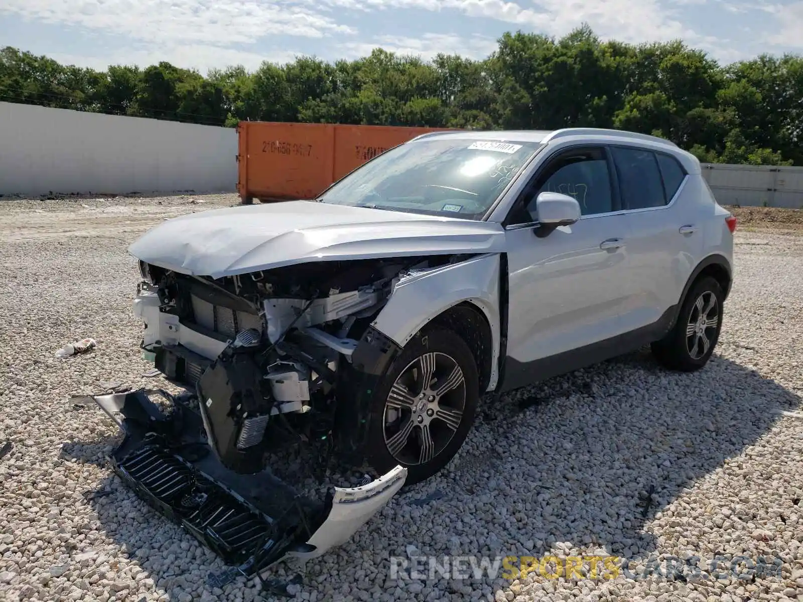 2 Photograph of a damaged car YV4162UL5M2476772 VOLVO XC40 2021