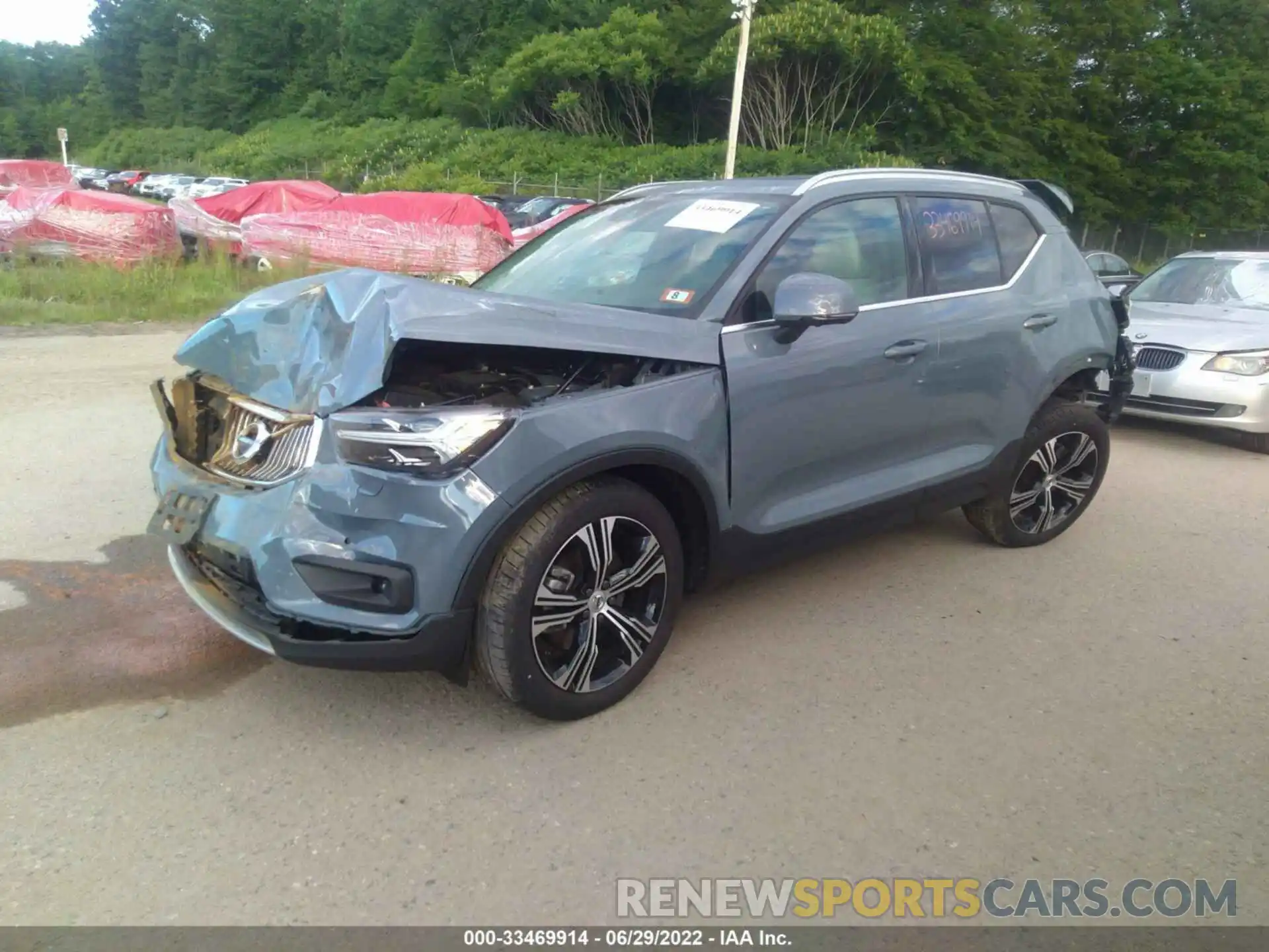 2 Photograph of a damaged car YV4162UL6M2549731 VOLVO XC40 2021