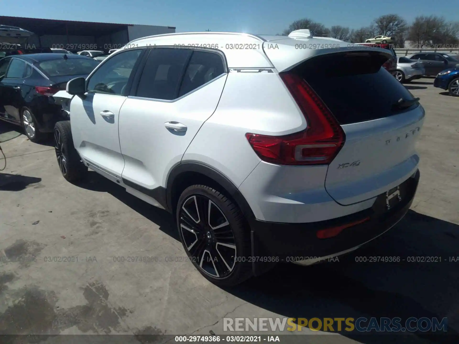 3 Photograph of a damaged car YV4162UL9M2416008 VOLVO XC40 2021