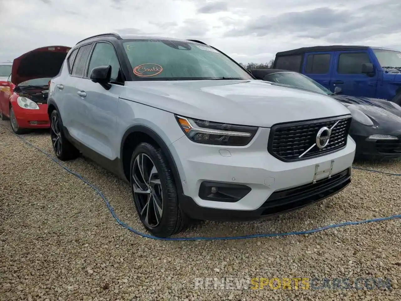 1 Photograph of a damaged car YV4162UM4M2461575 VOLVO XC40 2021