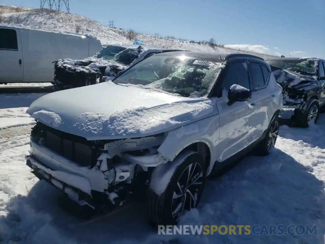 2 Photograph of a damaged car YV4162UM4M2505459 VOLVO XC40 2021