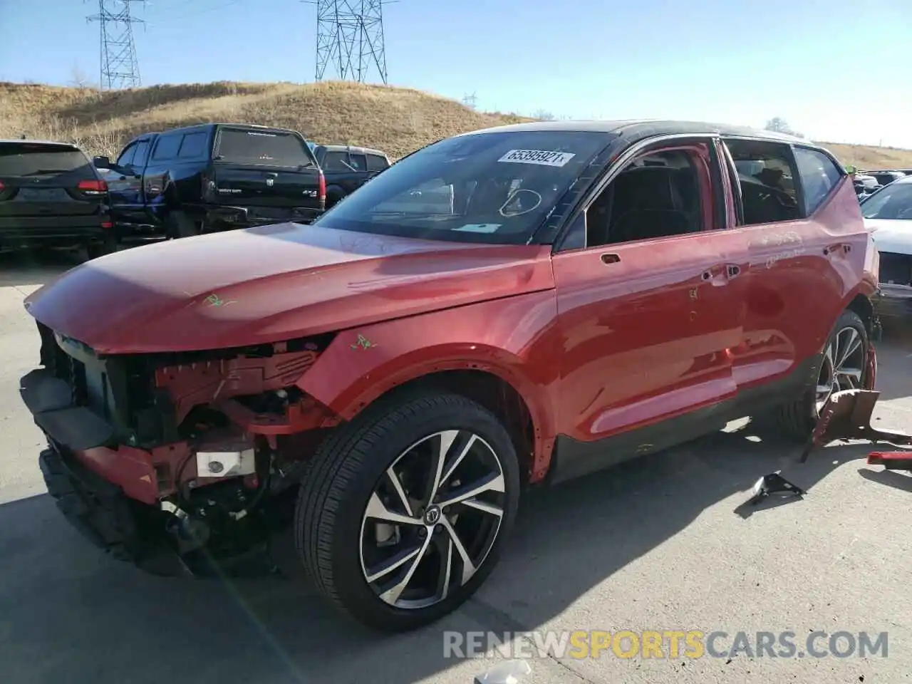 2 Photograph of a damaged car YV4162UM5M2430741 VOLVO XC40 2021