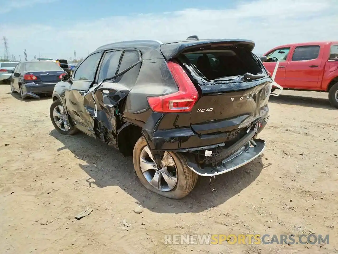 9 Photograph of a damaged car YV4AC2HK1M2464452 VOLVO XC40 2021