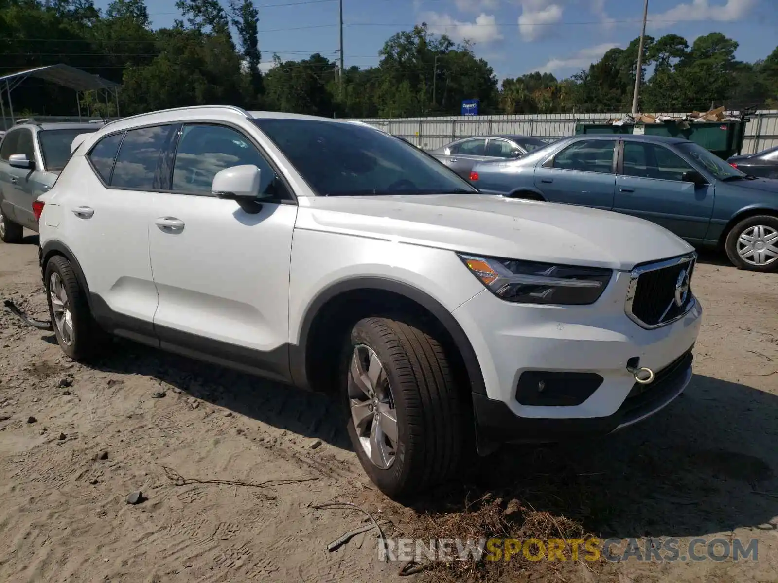 1 Photograph of a damaged car YV4AC2HK2M2606646 VOLVO XC40 2021