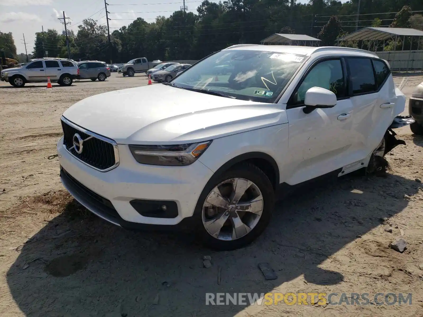 2 Photograph of a damaged car YV4AC2HK2M2606646 VOLVO XC40 2021