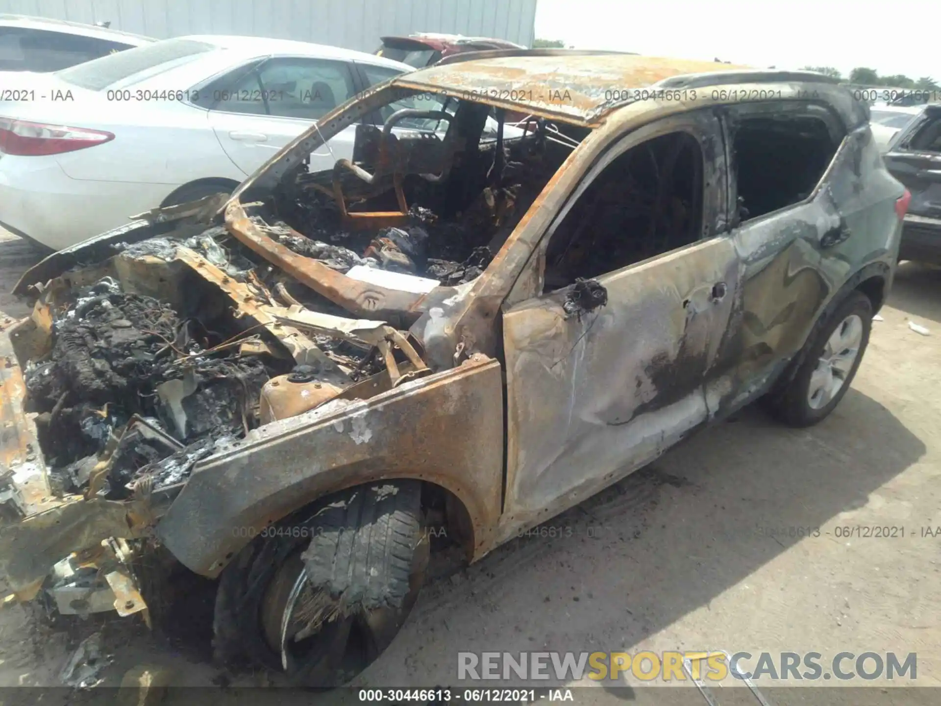 2 Photograph of a damaged car YV4AC2HK7M2469932 VOLVO XC40 2021