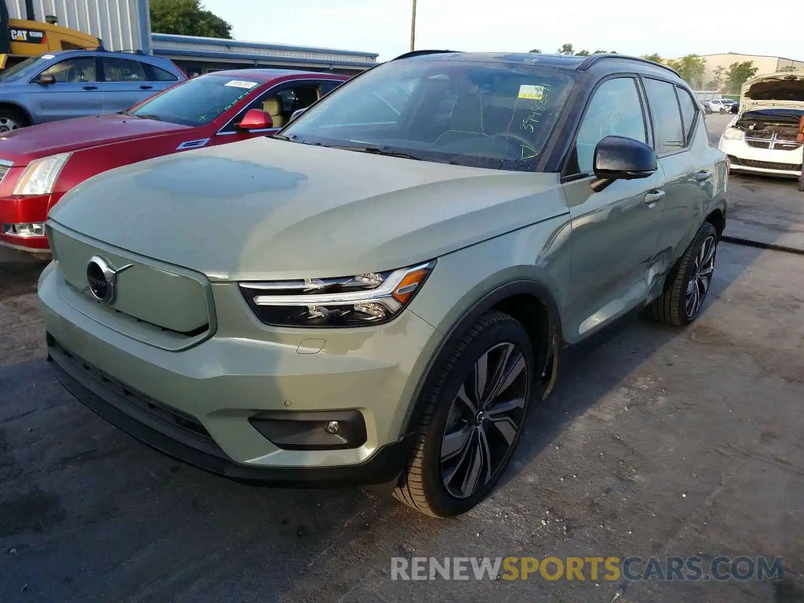 2 Photograph of a damaged car YV4ED3UR2M2451281 VOLVO XC40 2021