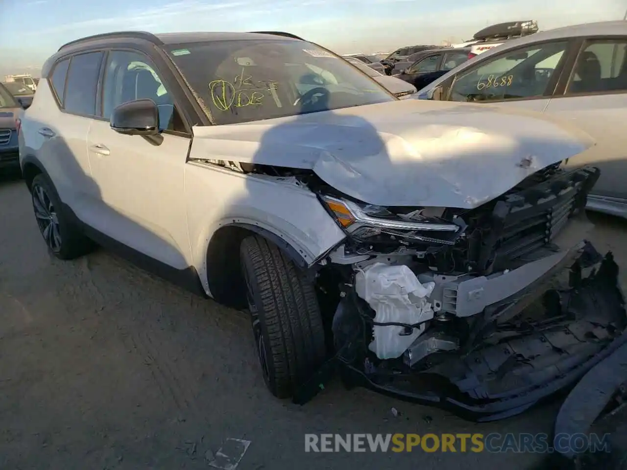 1 Photograph of a damaged car YV4ED3UR3M2559330 VOLVO XC40 2021