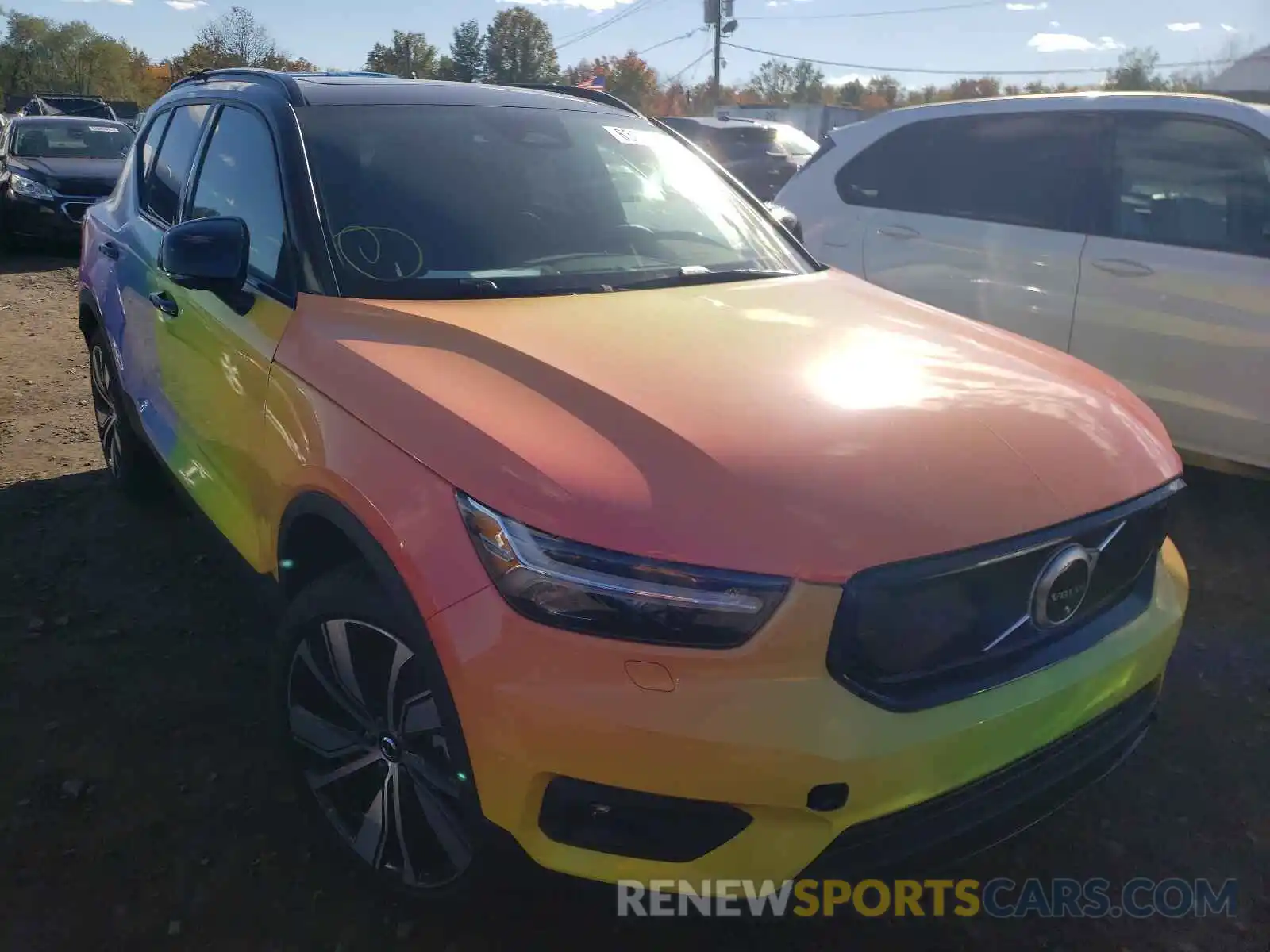 1 Photograph of a damaged car YV4ED3UR7M2440812 VOLVO XC40 2021