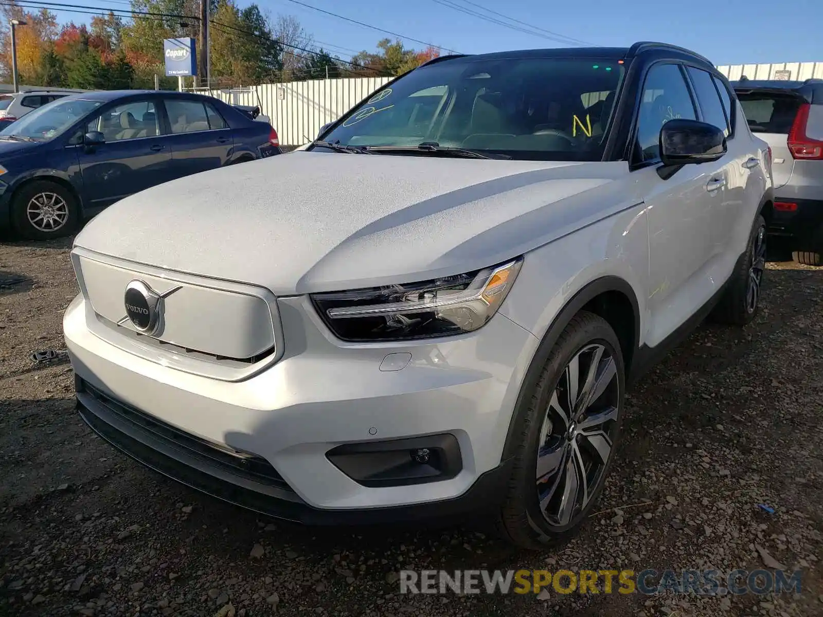 2 Photograph of a damaged car YV4ED3URXM2439430 VOLVO XC40 2021