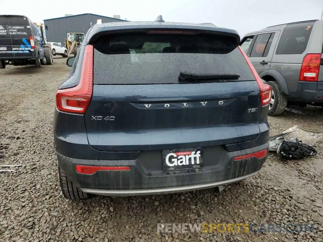 6 Photograph of a damaged car YV4162UK6N2697015 VOLVO XC40 2022