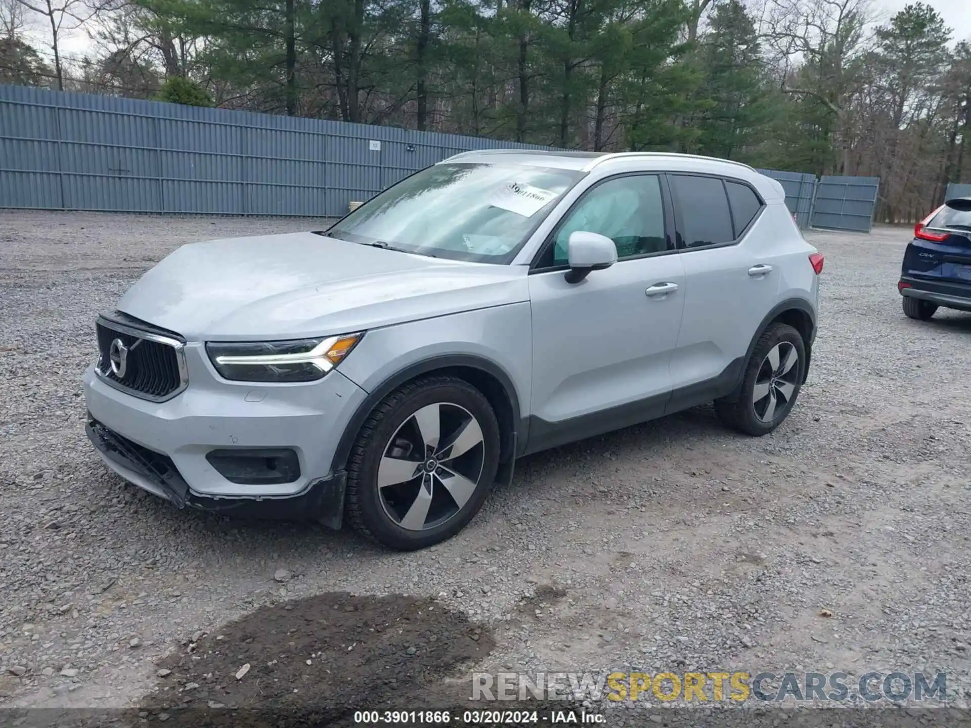 2 Photograph of a damaged car YV4162UKXN2789258 VOLVO XC40 2022