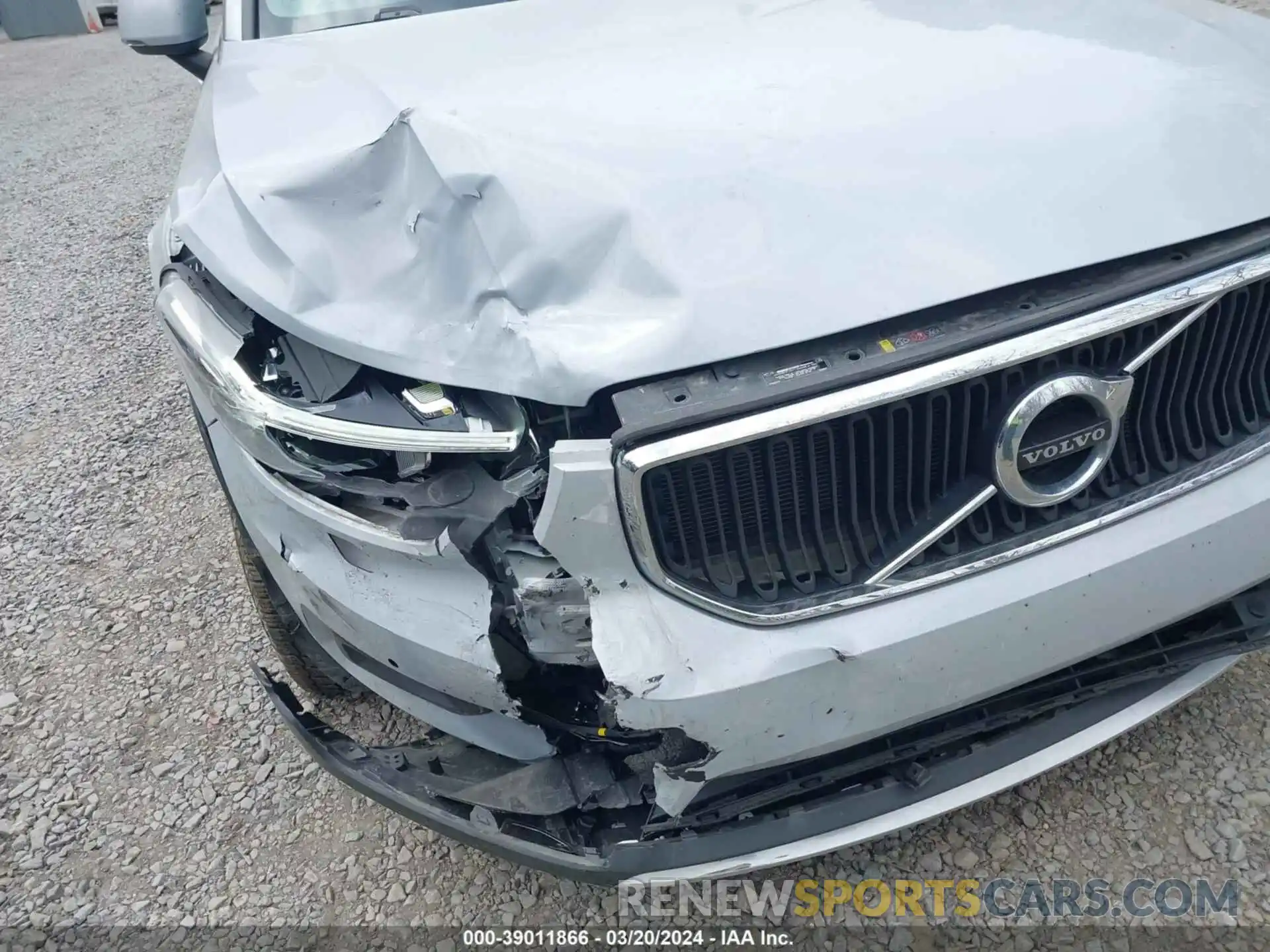 6 Photograph of a damaged car YV4162UKXN2789258 VOLVO XC40 2022