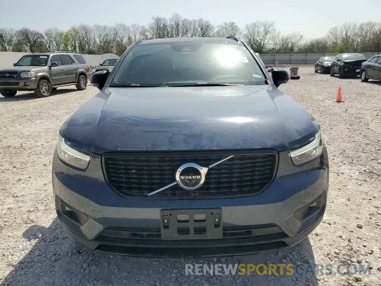 5 Photograph of a damaged car YV4162UM1N2787917 VOLVO XC40 2022