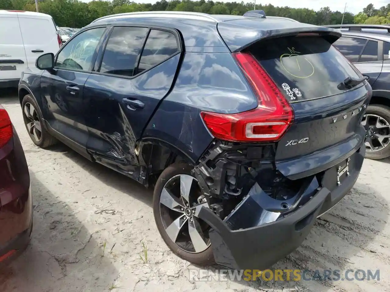 9 Photograph of a damaged car YV4AC2HK9N2665758 VOLVO XC40 2022