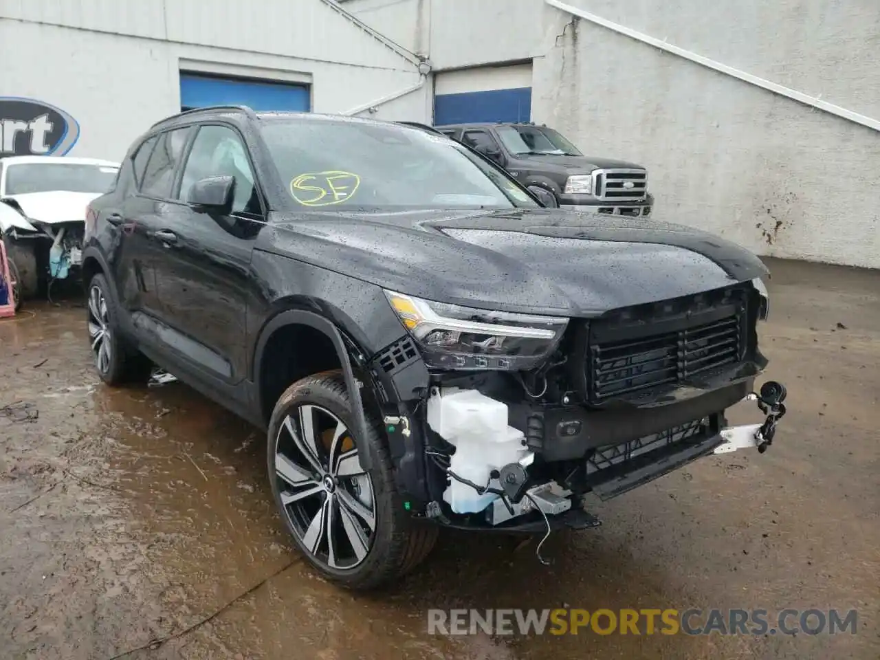 1 Photograph of a damaged car YV4ED3UR0N2709847 VOLVO XC40 2022