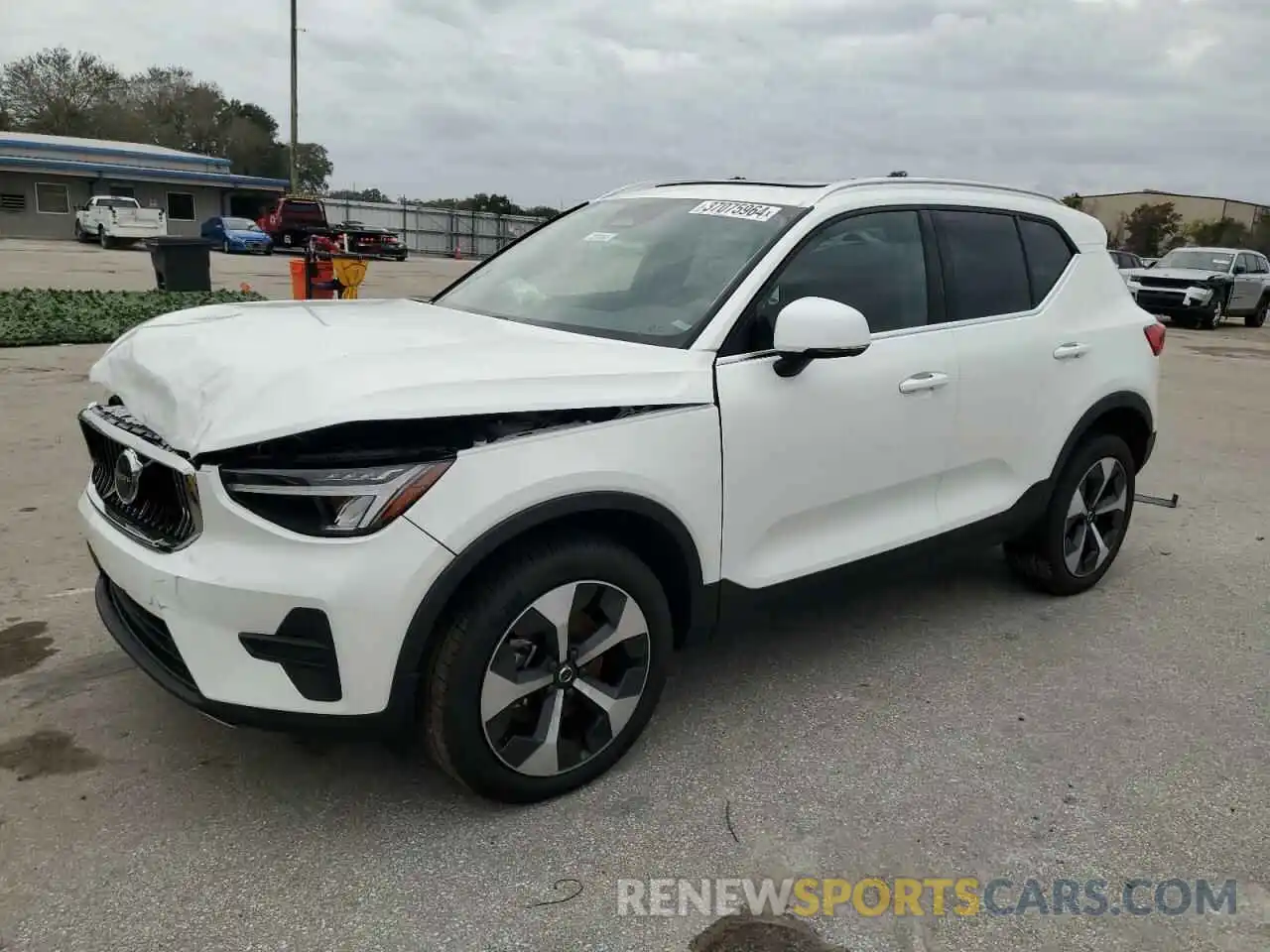 1 Photograph of a damaged car YV4L12UK5R2227992 VOLVO XC40 CORE 2024