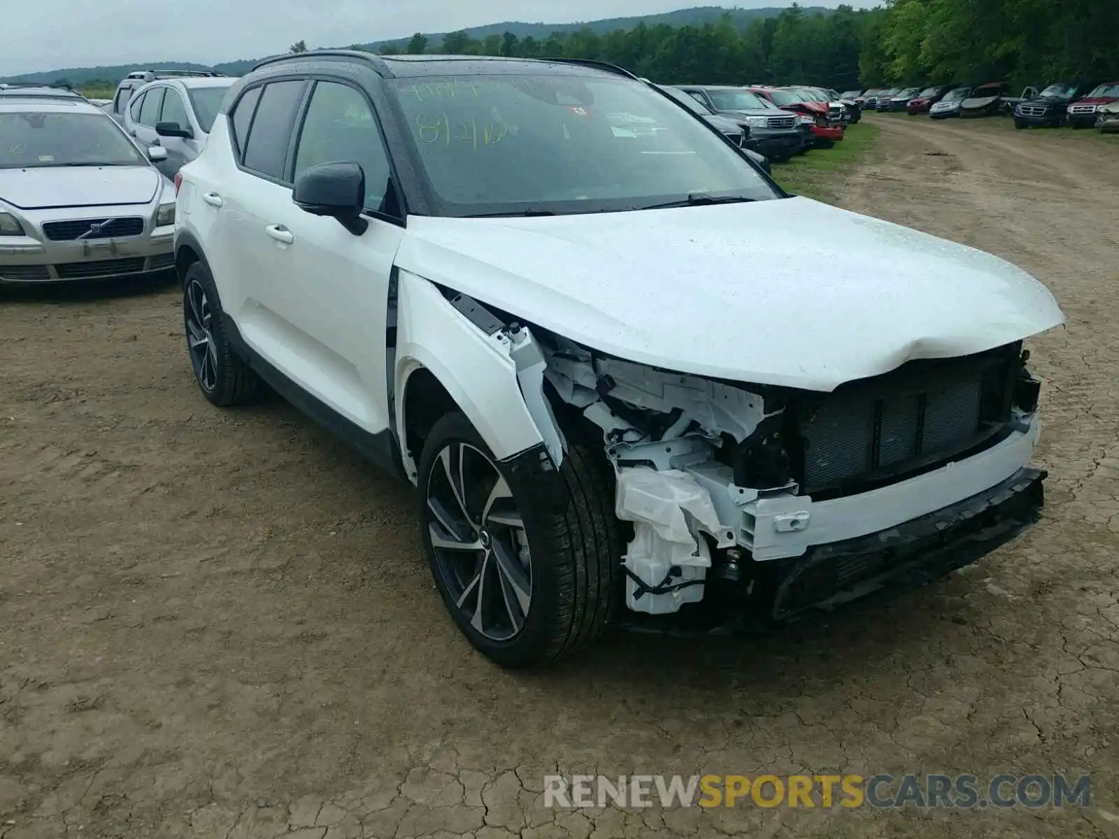 1 Photograph of a damaged car YV4162XZ5K2004651 VOLVO XC40 MOMENTUM 2019