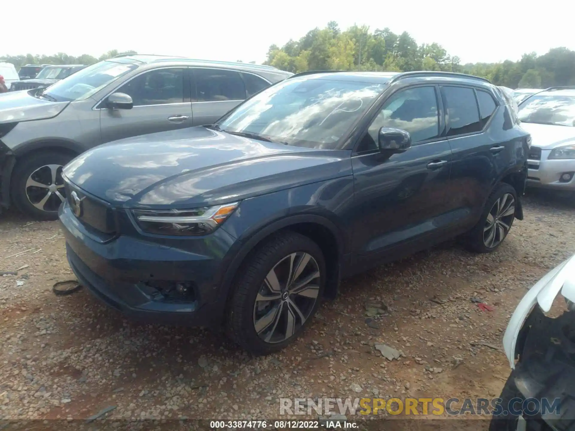 2 Photograph of a damaged car YV4ED3UR6N2653283 VOLVO XC40 RECHARGE PURE 2022