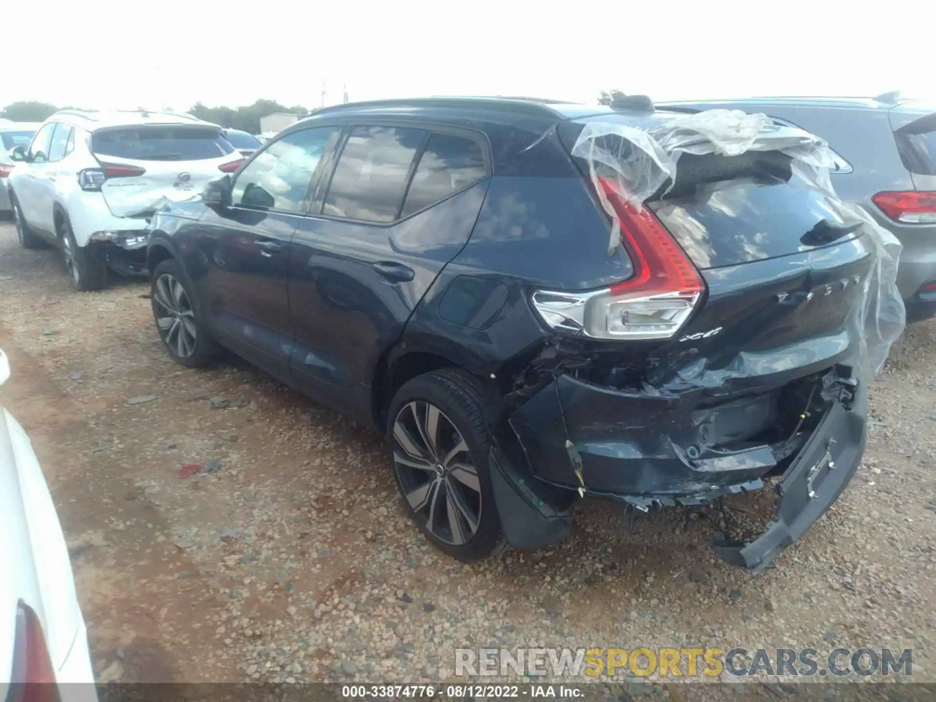 3 Photograph of a damaged car YV4ED3UR6N2653283 VOLVO XC40 RECHARGE PURE 2022