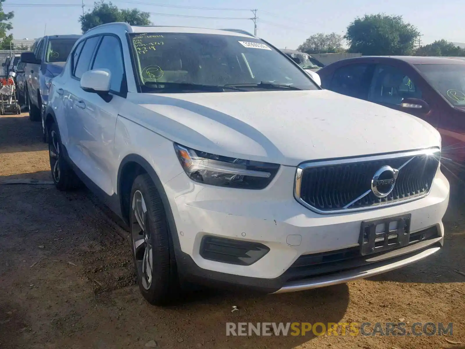 1 Photograph of a damaged car YV4AC2HK1K2069717 VOLVO XC40 T4 2019