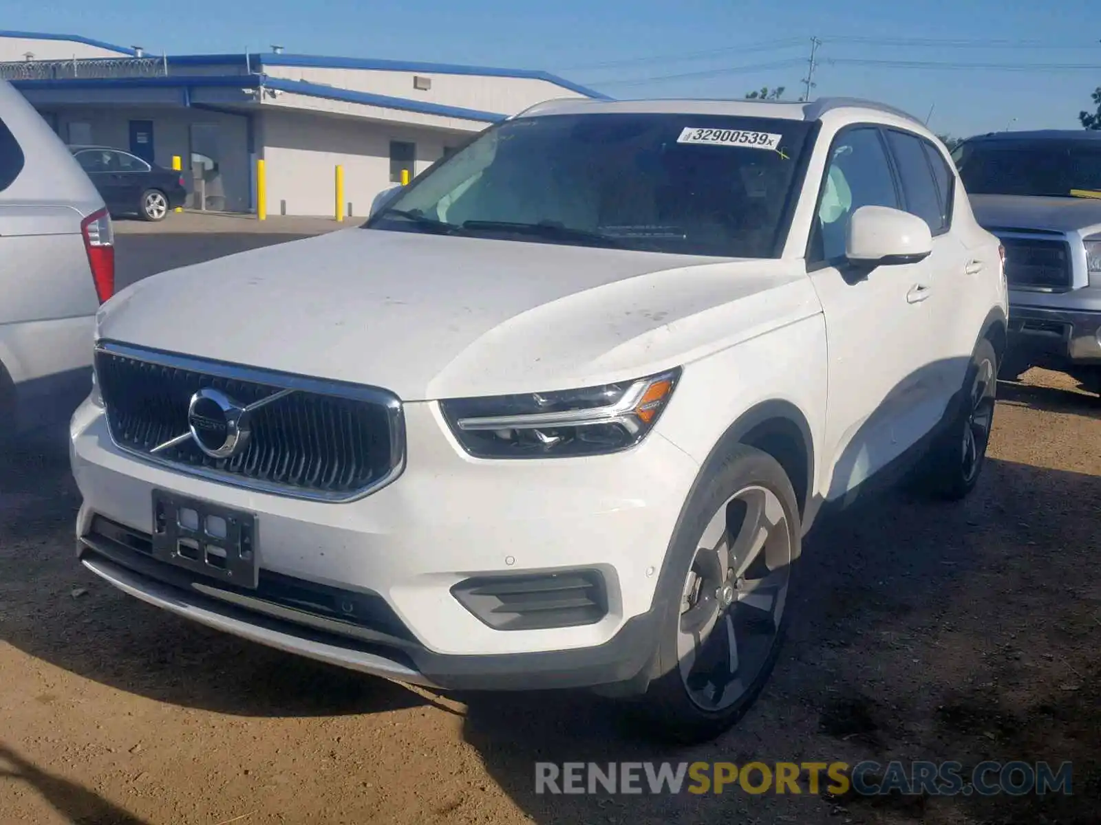 2 Фотография поврежденного автомобиля YV4AC2HK1K2069717 VOLVO XC40 T4 2019