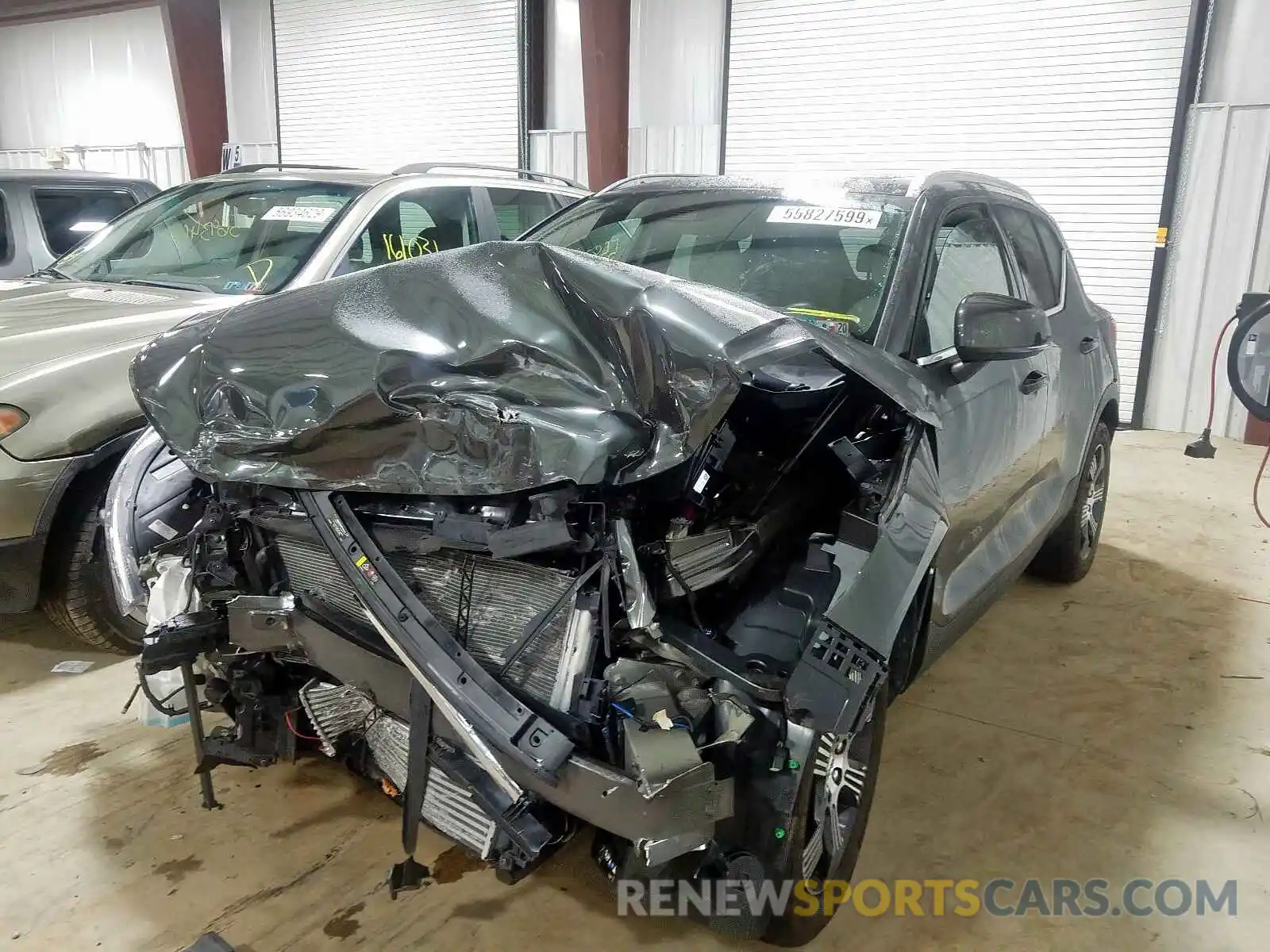 2 Photograph of a damaged car YV4AC2HL4K2059708 VOLVO XC40 T4 IN 2019