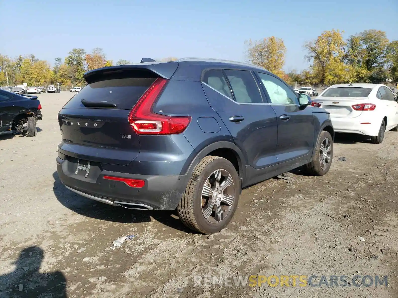 4 Photograph of a damaged car YV4AC2HL4K2059840 VOLVO XC40 T4 IN 2019