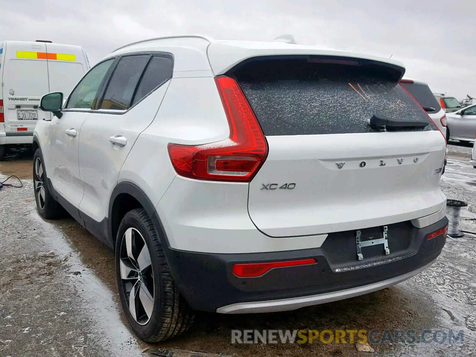 3 Photograph of a damaged car YV4162UK2K2054141 VOLVO XC40 T5 2019