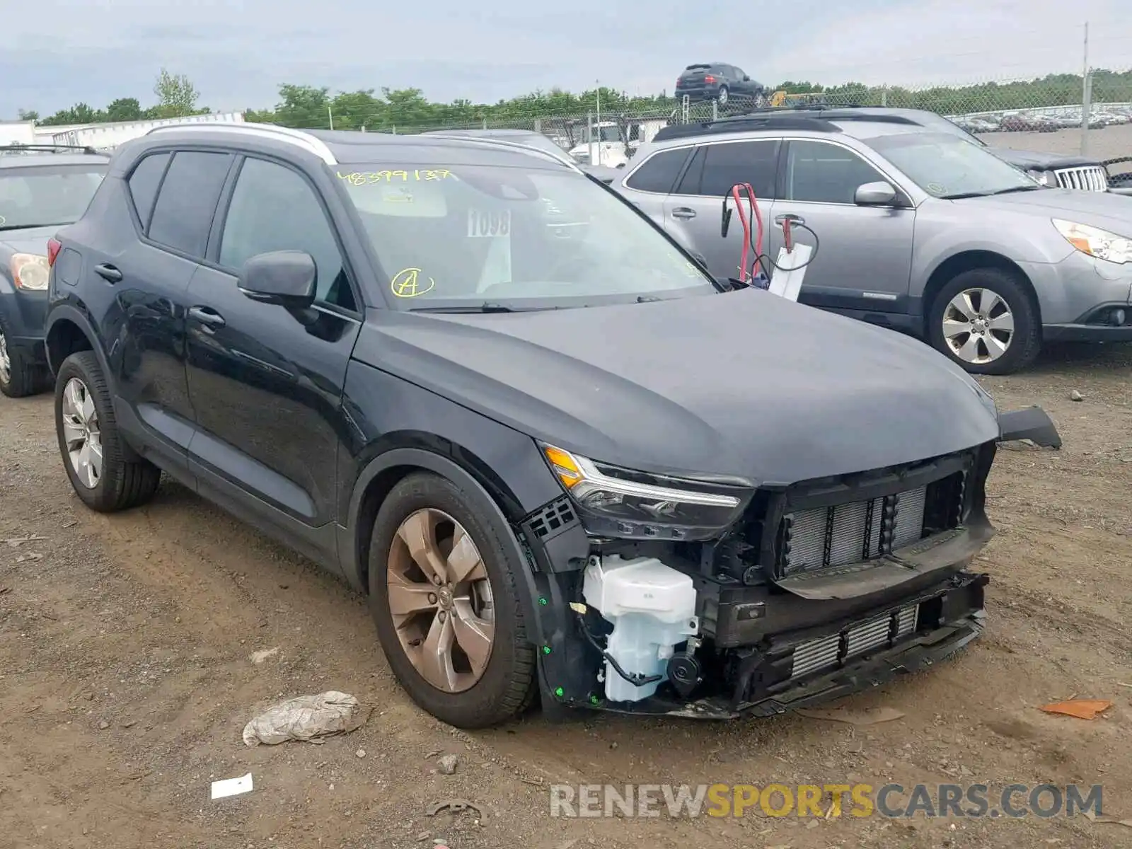 1 Photograph of a damaged car YV4162UK2K2131624 VOLVO XC40 T5 2019