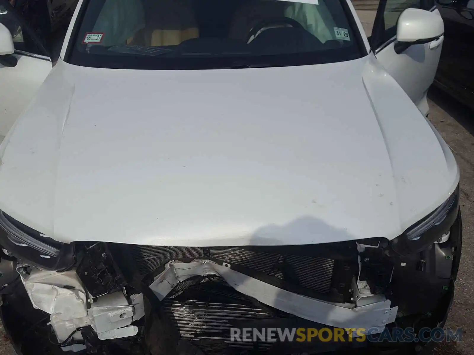 7 Photograph of a damaged car YV4162UL4K2093659 VOLVO XC40 T5 IN 2019