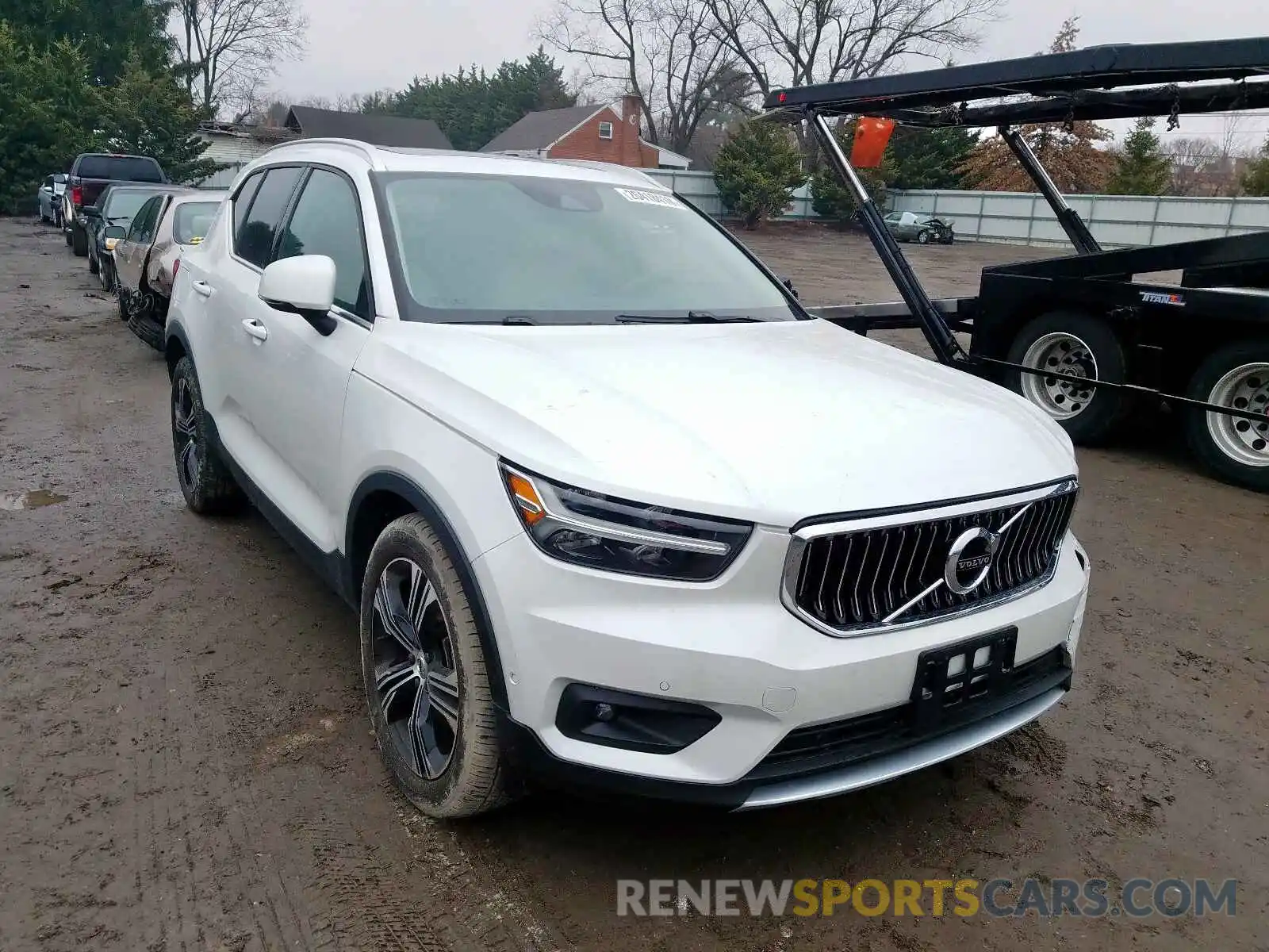 1 Photograph of a damaged car YV4162ULXK2078003 VOLVO XC40 T5 IN 2019