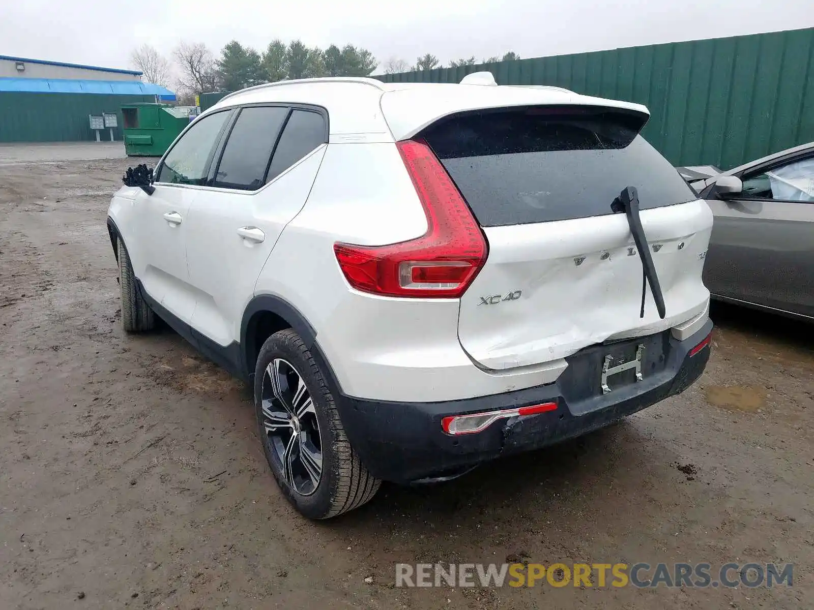 3 Photograph of a damaged car YV4162ULXK2078003 VOLVO XC40 T5 IN 2019