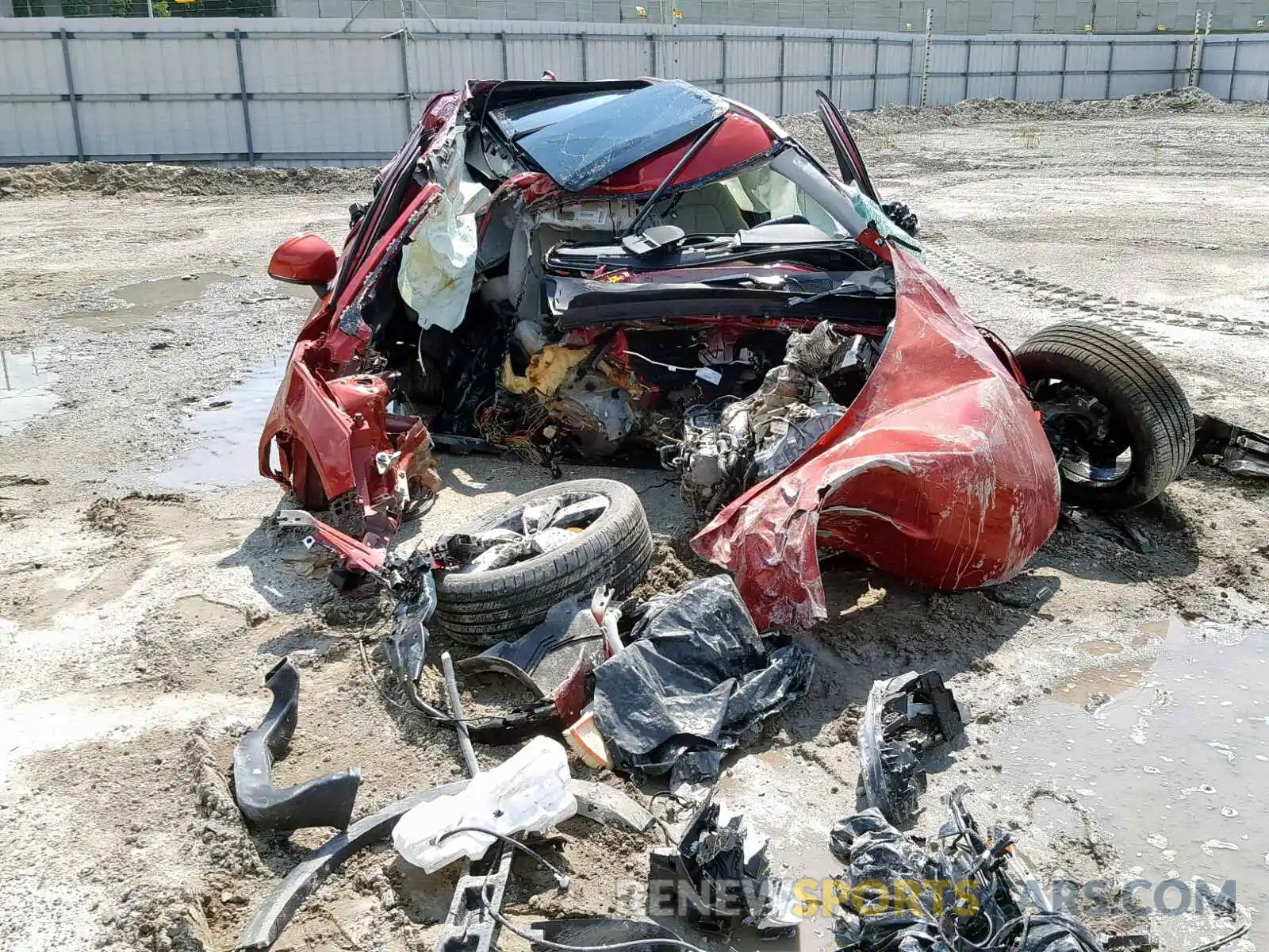 9 Photograph of a damaged car YV4162UK0K2133582 VOLVO XC40 T5 MO 2019