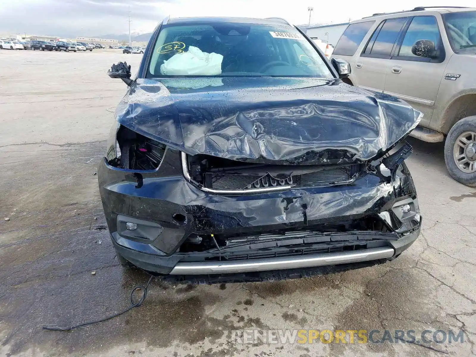 9 Фотография поврежденного автомобиля YV4162UK7K2138682 VOLVO XC40 T5 MO 2019
