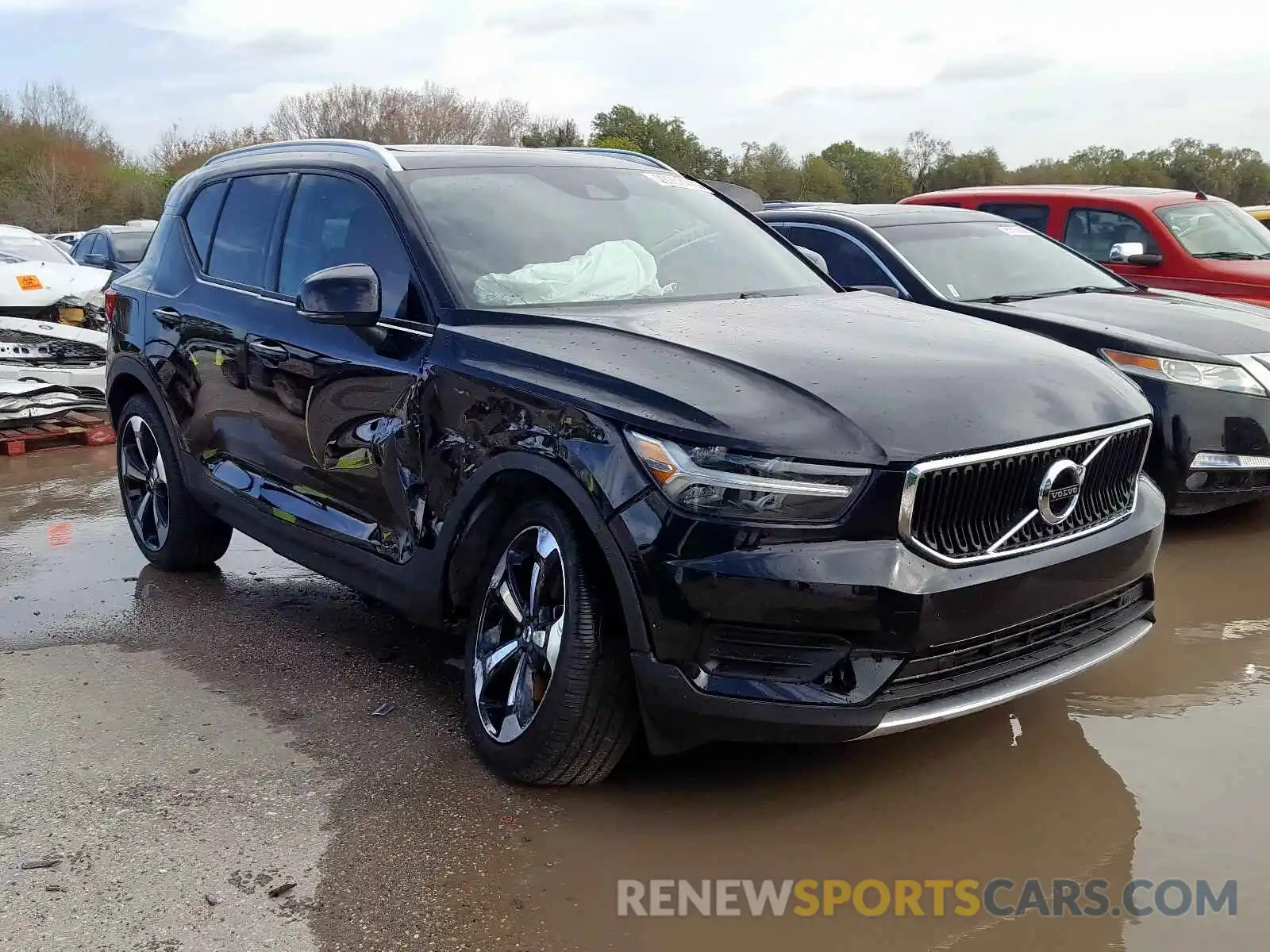 1 Photograph of a damaged car YV4162UK7K2152193 VOLVO XC40 T5 MO 2019