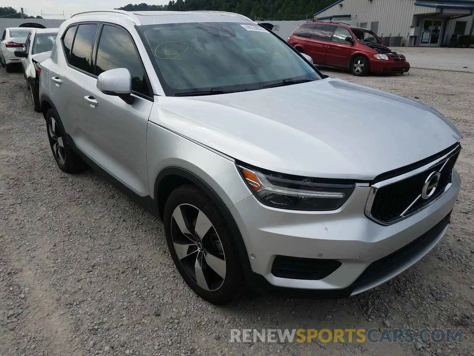 1 Photograph of a damaged car YV4162XZ0K2005562 VOLVO XC40 T5 MO 2019