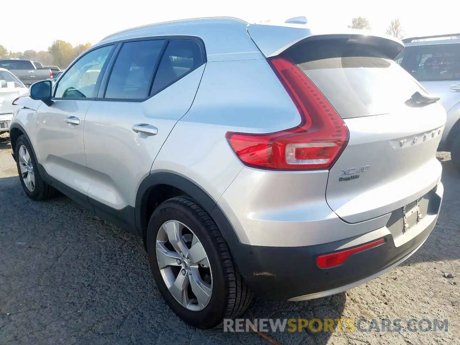 3 Photograph of a damaged car YV4162XZ3K2012845 VOLVO XC40 T5 MO 2019