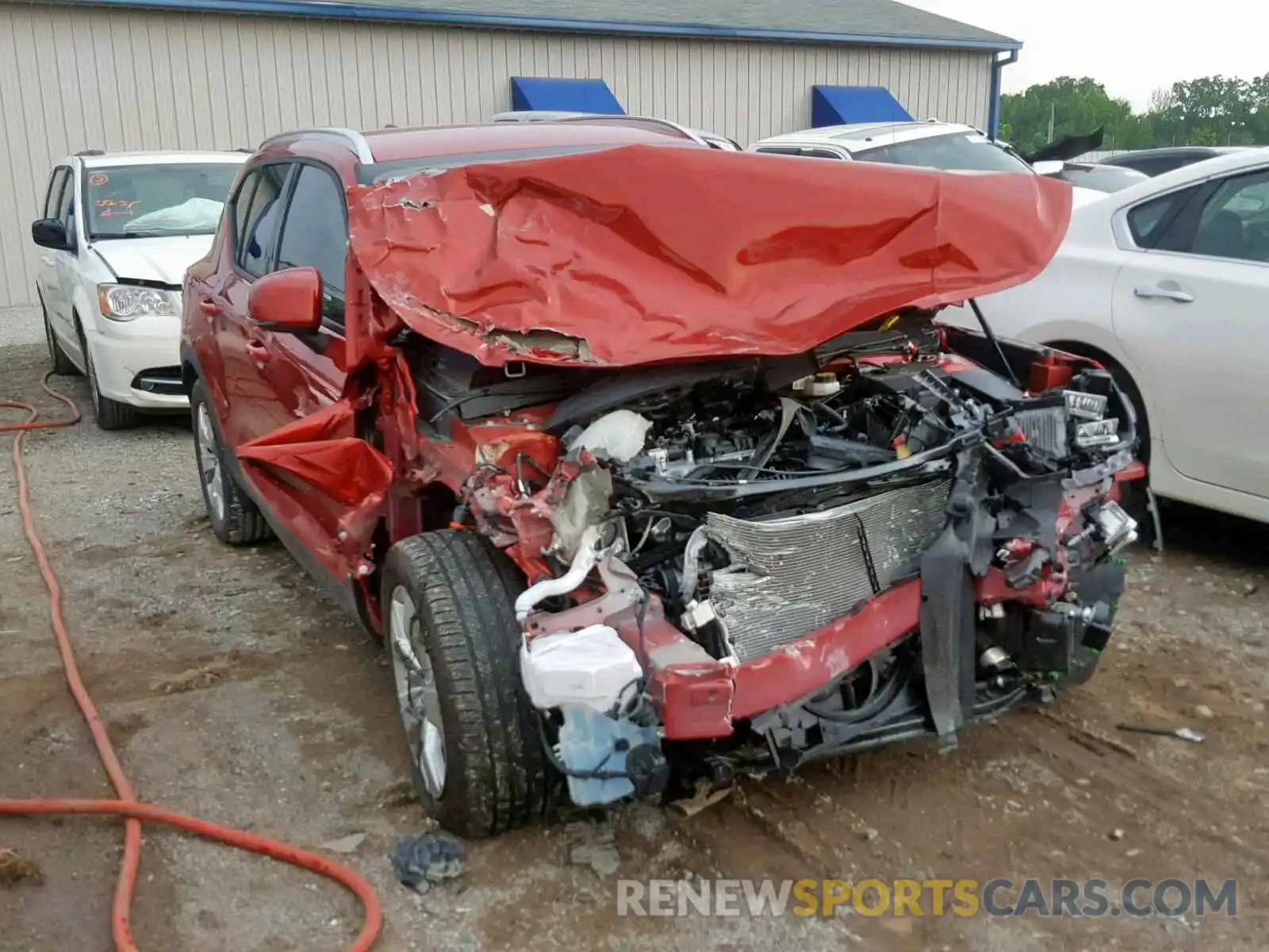 1 Photograph of a damaged car YV4162XZ4K2014250 VOLVO XC40 T5 MO 2019