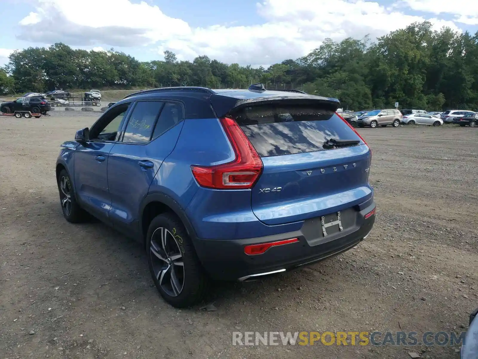 3 Photograph of a damaged car YV4162XZ8K2015515 VOLVO XC40 T5 MO 2019