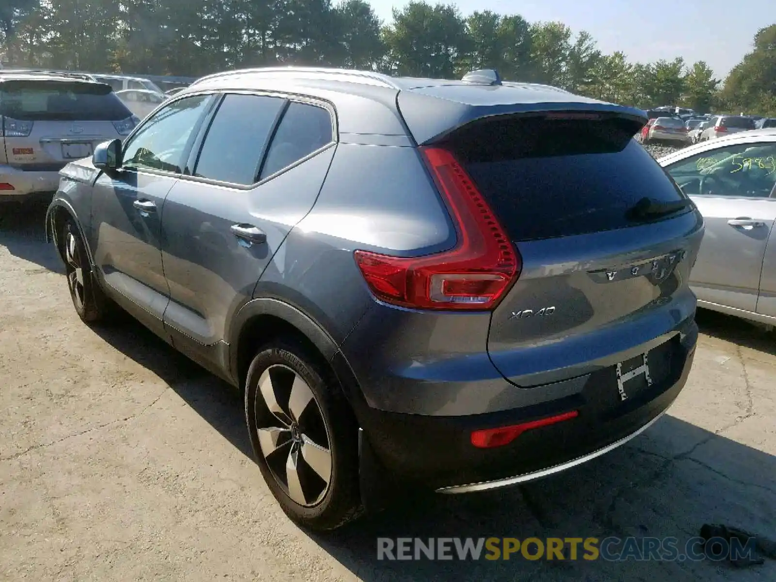 3 Photograph of a damaged car YV4162XZ9K2010713 VOLVO XC40 T5 MO 2019