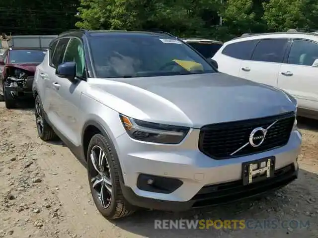 1 Photograph of a damaged car YV4162UM2K2077369 VOLVO XC40 T5 R- 2019