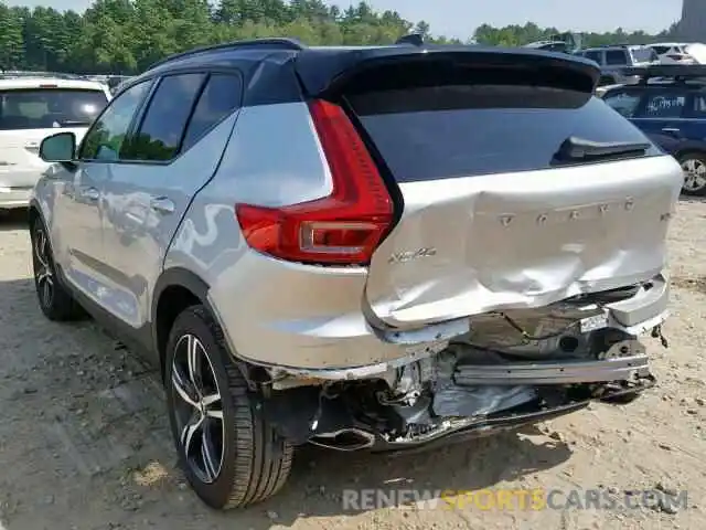 3 Photograph of a damaged car YV4162UM2K2077369 VOLVO XC40 T5 R- 2019