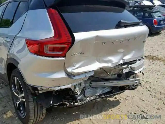 9 Photograph of a damaged car YV4162UM2K2077369 VOLVO XC40 T5 R- 2019