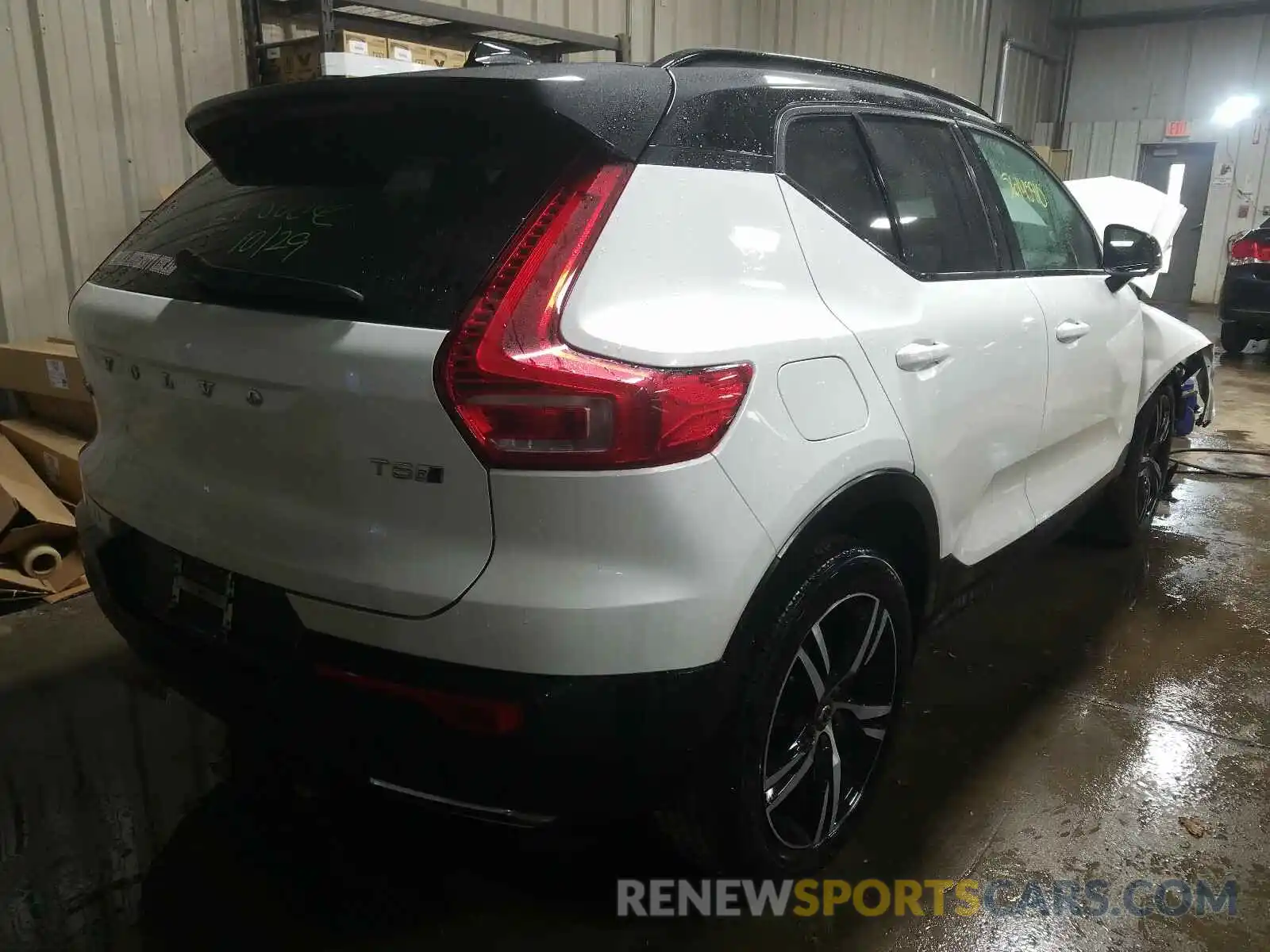 4 Фотография поврежденного автомобиля YV4162UM5K2078712 VOLVO XC40 T5 R- 2019