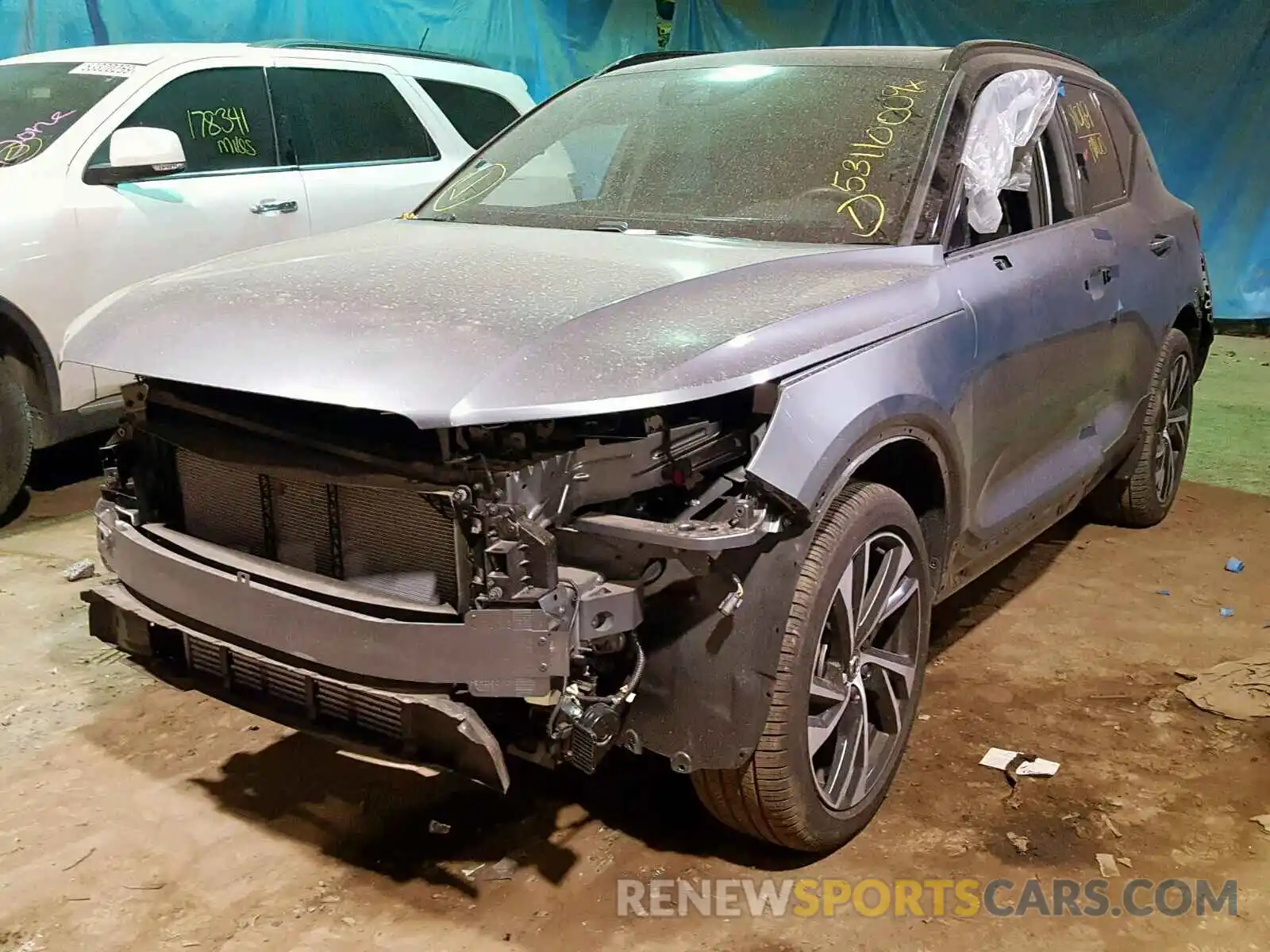 2 Photograph of a damaged car YV4162UM6K2102676 VOLVO XC40 T5 R- 2019